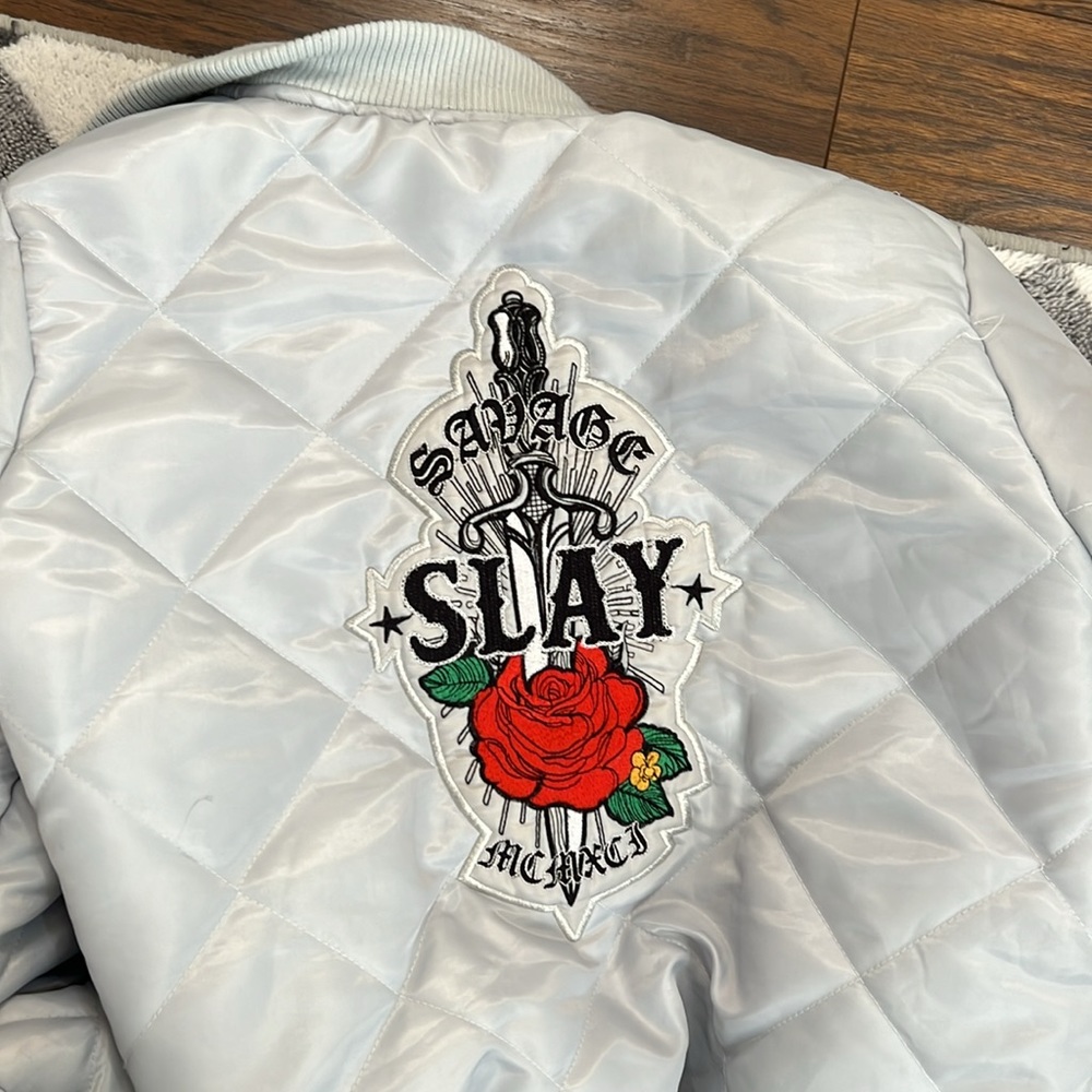 WT02 slay light gray quilted jacket